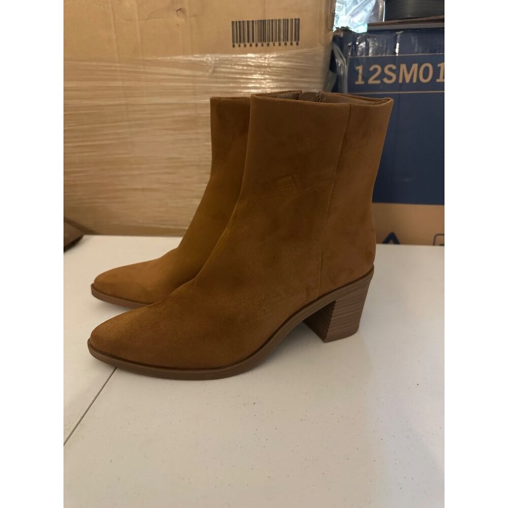 Universal Thread Women’s Gayle Western Faux Suede Ankle Boots size 8.5 NWT - Picture 4 of 7